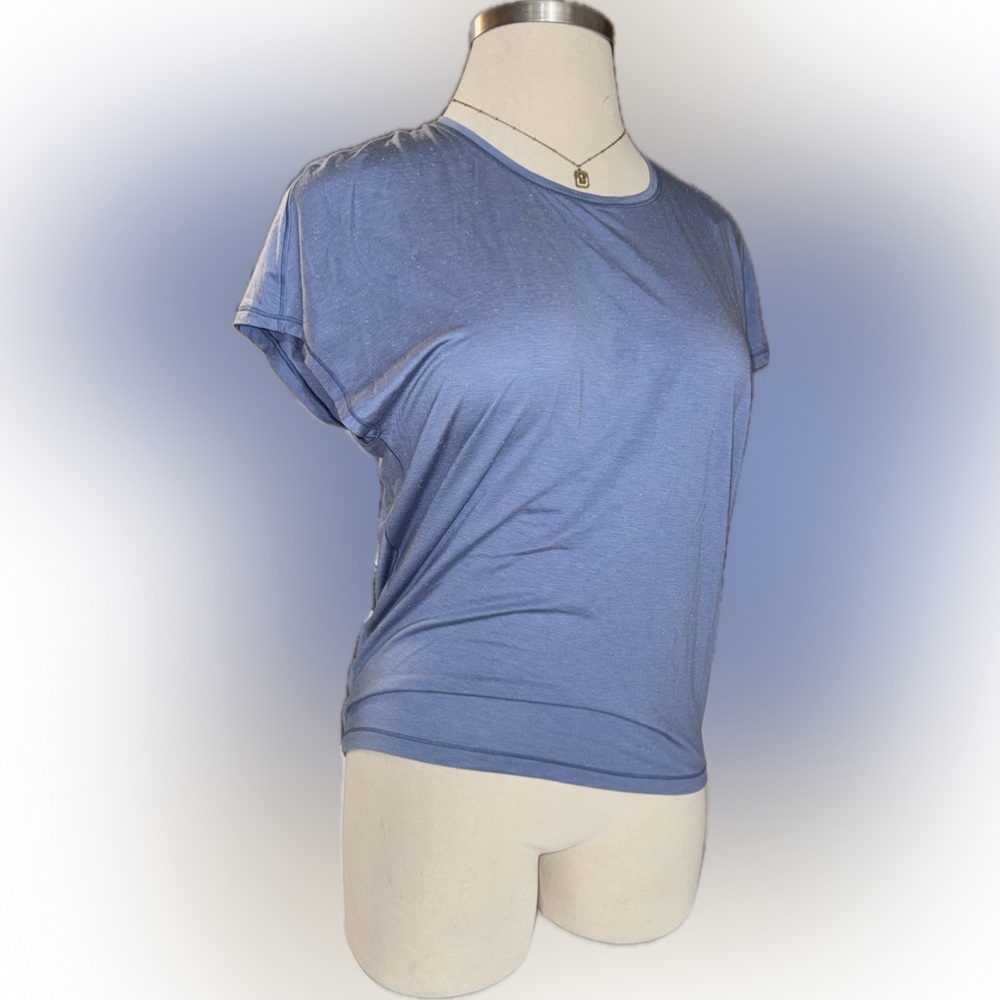 lululemon athletica Get Set Short Sleeve Scoop Tee - Dusty Blue - Picture 2 of 6